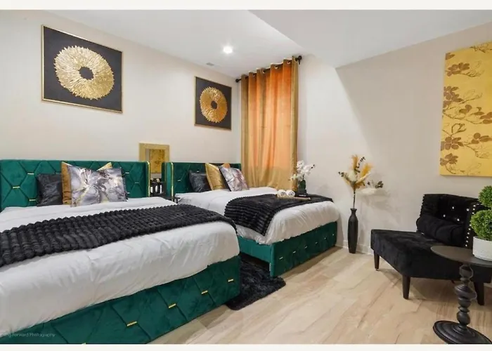 Modern 3br Near United Center Apartment Chicago